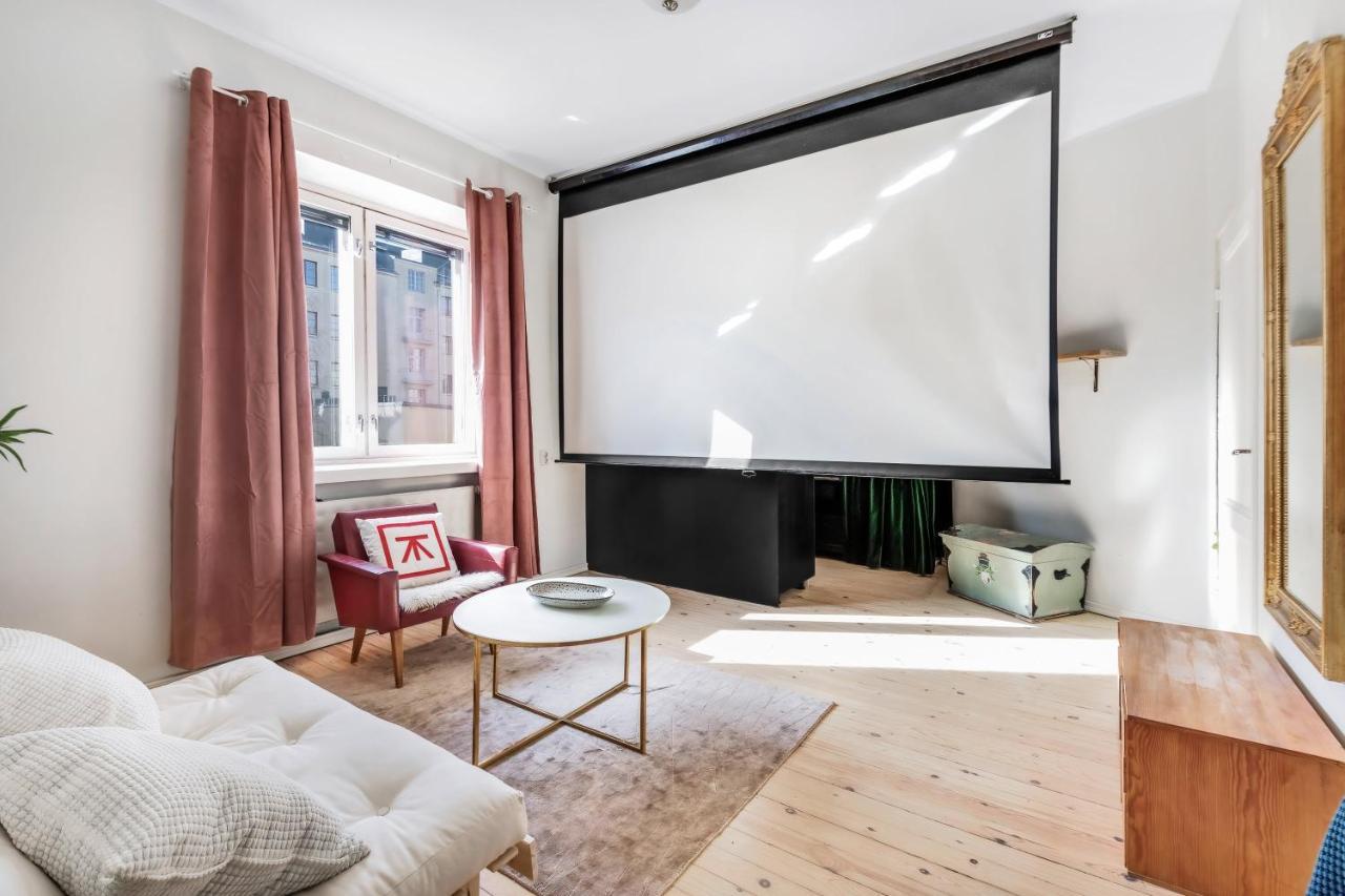 Wehost Modern Kitchen Studio With Bright Colours Apartment Helsinki Exterior foto