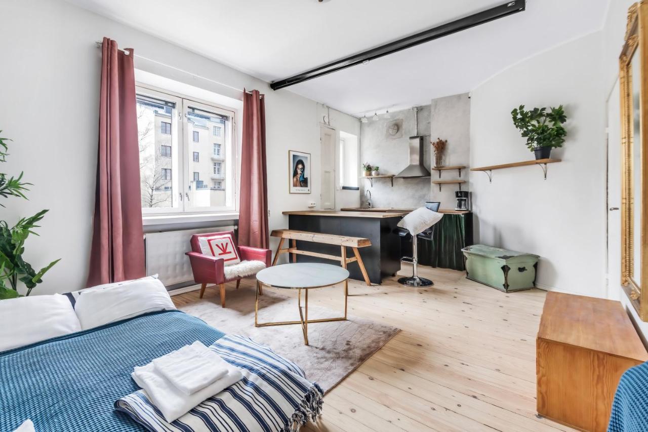 Wehost Modern Kitchen Studio With Bright Colours Apartment Helsinki Exterior foto